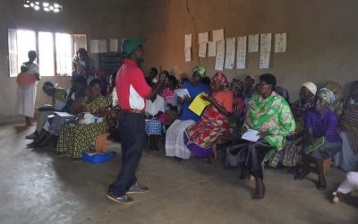 Escuela de adultos en Ruanda